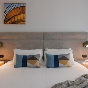 Studio Executive Apartment